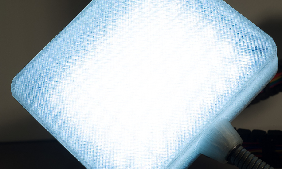 The MendelMax 3 3D printer - The LED work lamp showing the effect of the front diffuser to spread and soften the light