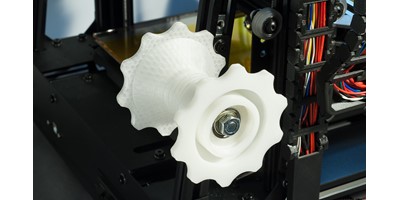 The MendelMax 3 3D printer - The filament spool holder with retaining nut partially screwed in